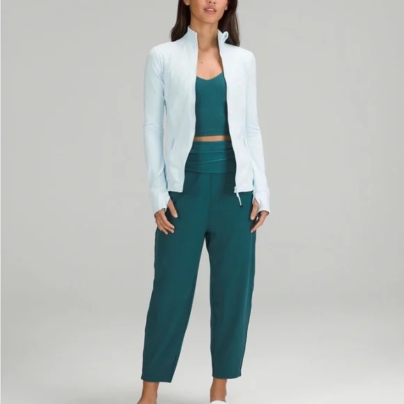 NWT Lululemon Define Jacket *Luon Powder Blue Size 4 - Picture 3 of 11